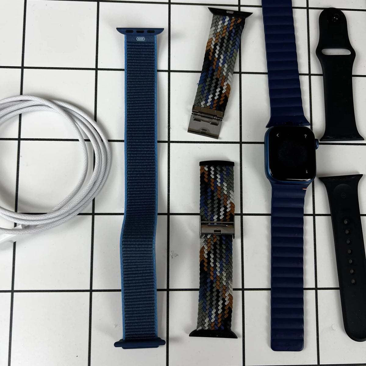 apple watch 7 series aluminimum blauw 41 mm 4 extra bandjes zwart/scout-blauw/lichtblauw kliterband/meerdere kleuren