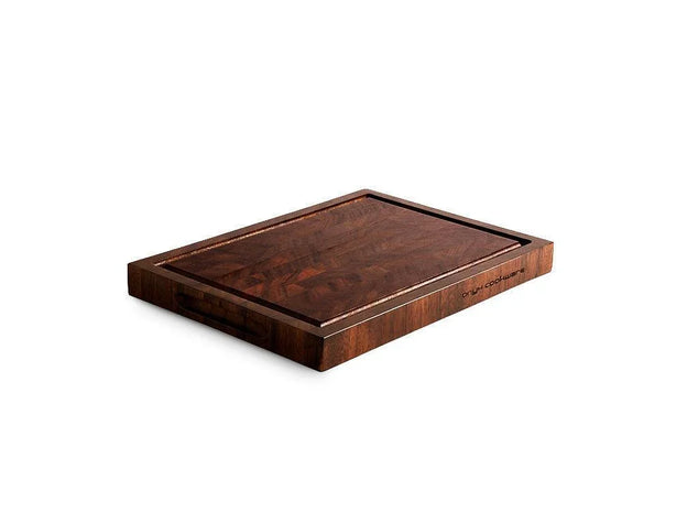 WALNOOT SNIJPLANK - MEDIUMMateriaal Zuid-Amerikaanse walnoot Afmetingen	34 x 24 x 3 cm Gewicht	1,7 kg