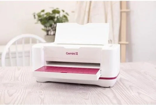 Gemini II elektrische stans- en embossingmachine met pauze en terugspoelfunctie - Snijplatform van 9" x 12,5" [GEMII-M-GLO].