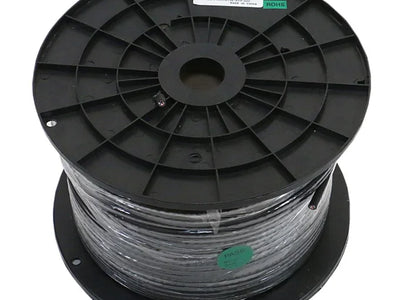 Onderdelen voor vrachtwagens en machines. Professioneel materieel.