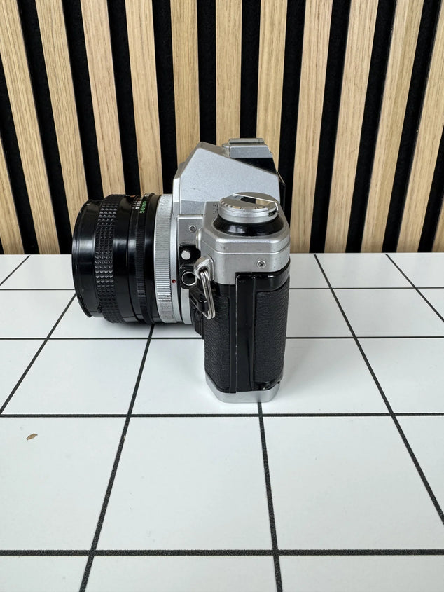 AE-1 zilver + FD 50mm f/1.8 occasion