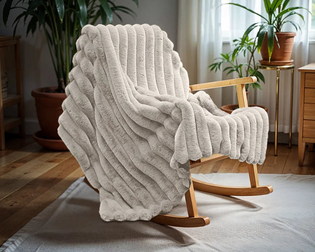 Rib Rabbit Fur Plaid Ecru/Wit 240 x 200