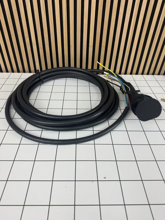 EV lader type 2 32A 3 fase 7,5m