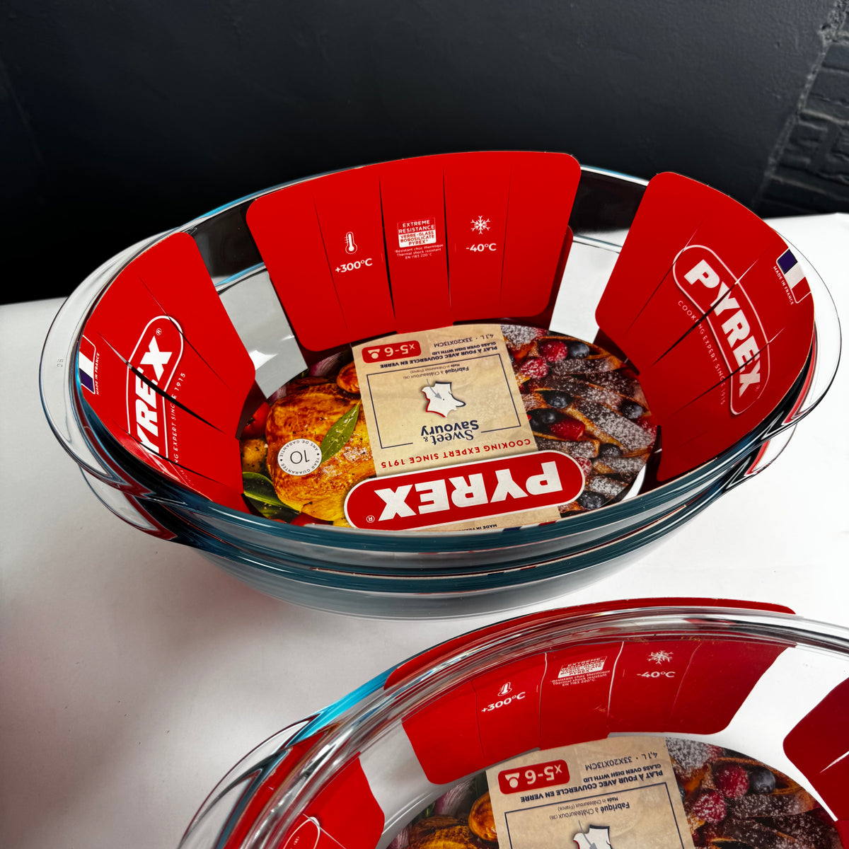 Partij - Pyrex ovenschalen 28x20cm 2,5l & 33x20 4,1 liter + deksel