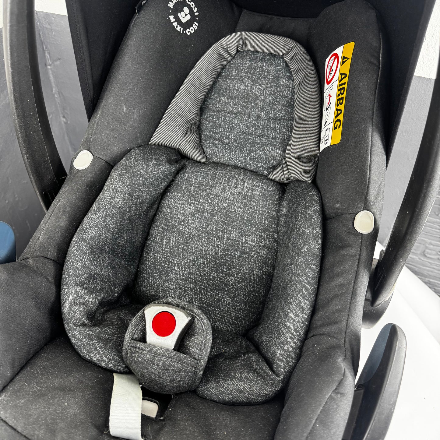 Maxi-Cosi FamilyFix One i-Size Isofix Base + Autostoel – Gebruikt