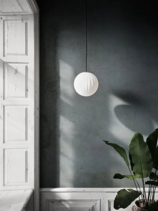 Nordic Tales Bright Modeco - Hanglamp Crème - diameter 20 cm - E27 max. 25W - messing