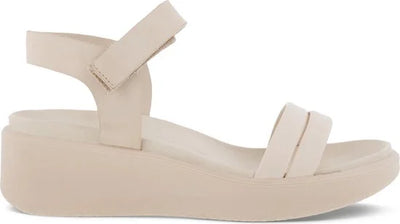 Ecco Flowt Wedge LX sandalen met sleehak beige - Maat 38