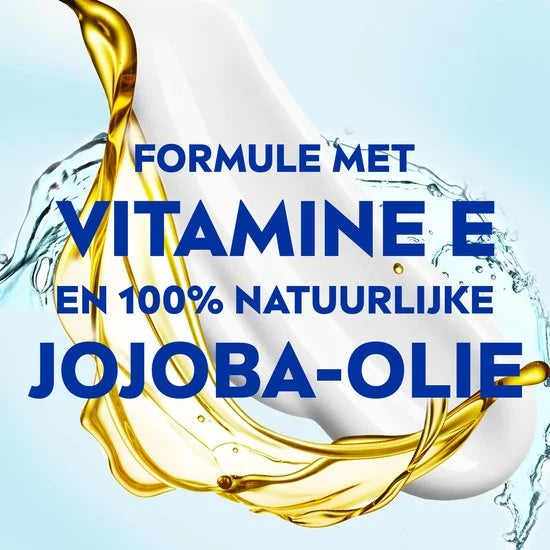 NIVEA Soft Bodycrème - Crème voor Lichaam en Gezicht - Hydraterende Gezichtscrème - Voordeelverpakking - 3 x 300 ml