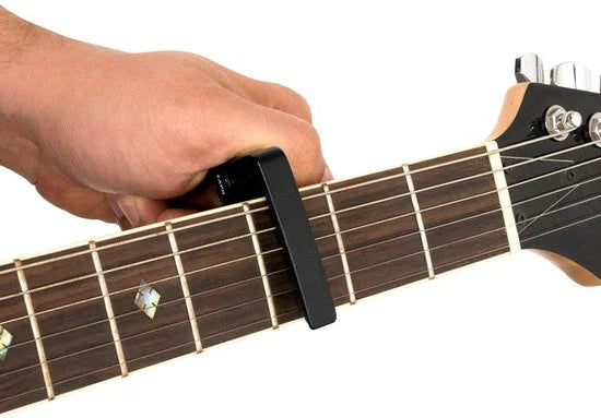 Cascha HH 2037 capo voor western en elektrische gitaar