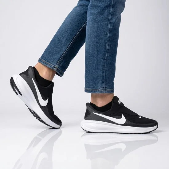 Nike Revolution 8 Easyon Zwart maat 42